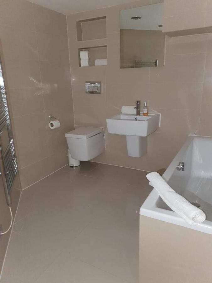 Contractor Bookers Bookdirect Save 10Percent Apartment Liverpool Ngoại thất bức ảnh